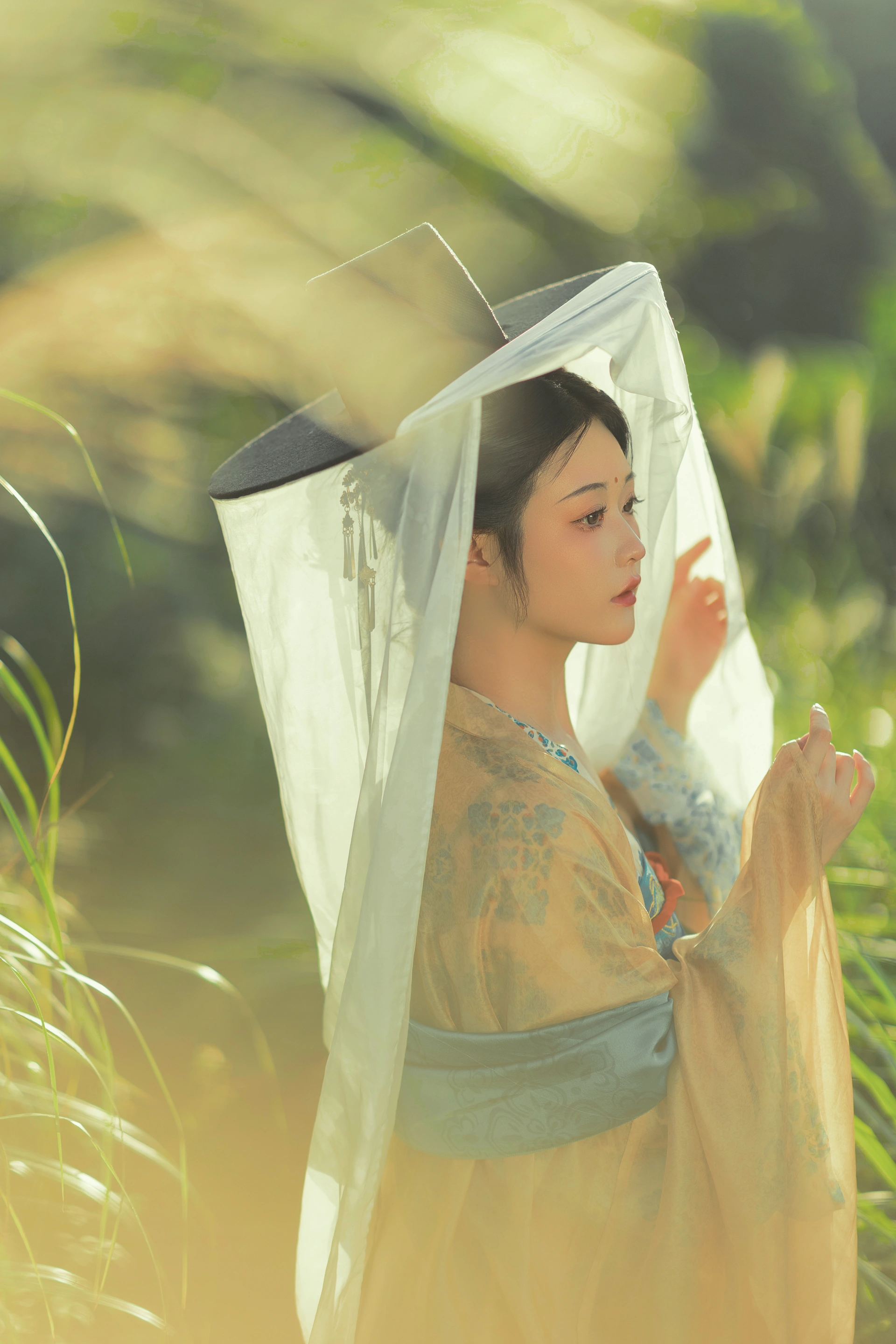 [YITUYU艺图语]2024.12.31 秋日山行 神赐杏杏 3